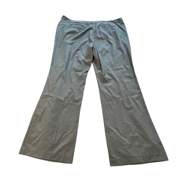 New York & Company Gray Straight Leg Pants - Picture 1 of 3